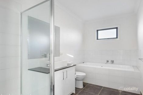 Property photo of 2/49 Stenhouse Avenue Brooklyn VIC 3012