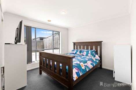 11/6-16 Diston Ct, Pakenham, VIC 3810