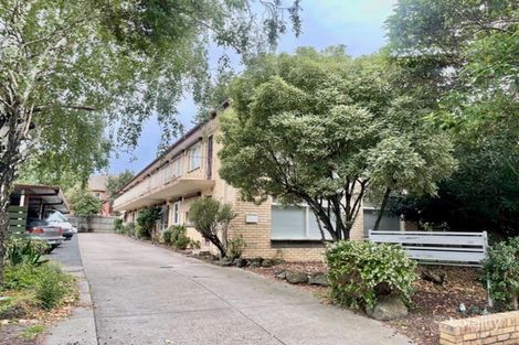 Property photo of 1/20 Hawson Avenue Glen Huntly VIC 3163