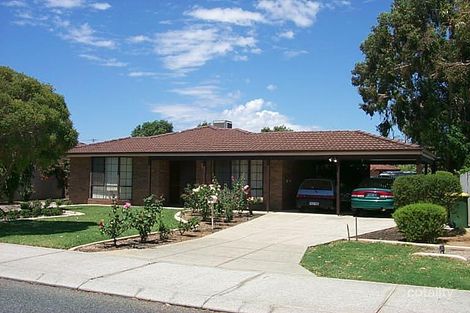 4 Crake Ct, High Wycombe, WA 6057