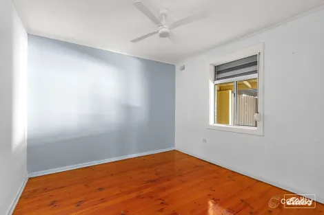 Property photo of 15 Laught Street Whyalla Stuart SA 5608