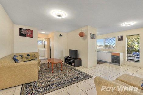 Property photo of 1/125 Flower Street Northgate QLD 4013