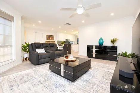 Property photo of 2/93 Binya Street Griffith NSW 2680