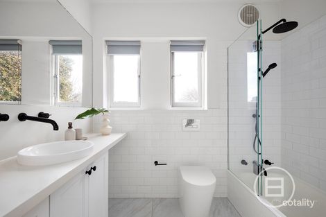 Property photo of 13/355 Beaconsfield Parade St Kilda West VIC 3182