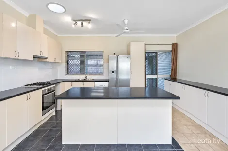 Property photo of 9 McFarlane Drive Kanimbla QLD 4870