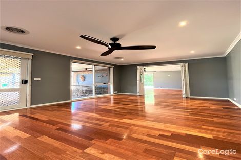 Property photo of 12 Lloyd Court Brookfield VIC 3338