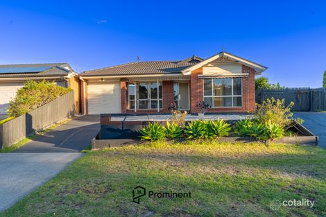Property photo of 16 Forsyth Court Cranbourne North VIC 3977