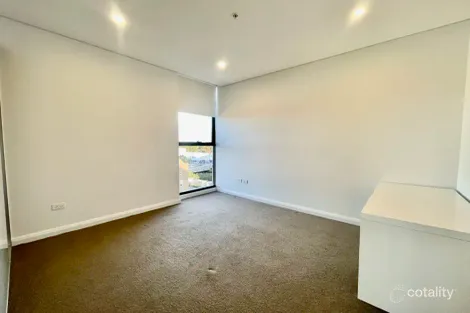 Property photo of 713/5 Maple Tree Road Westmead NSW 2145