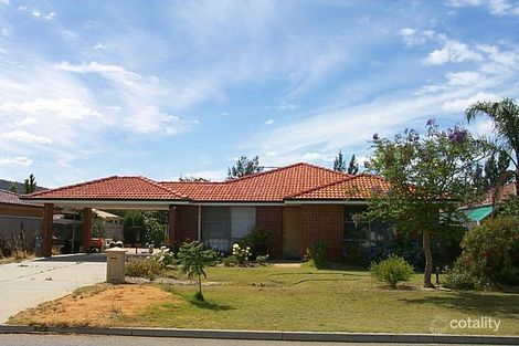 82 Inverness Cir, Camillo, WA 6111