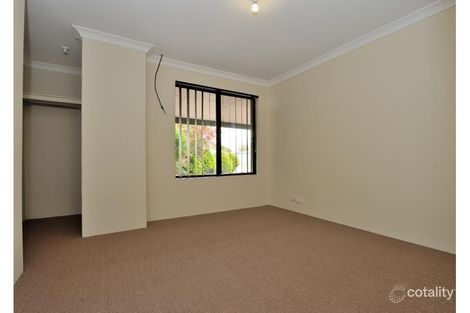 Property photo of 15 Chittering Place Cooloongup WA 6168