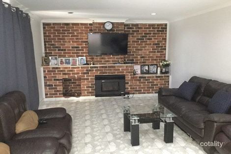 Property photo of 40 Dalbertis Street Abbotsbury NSW 2176