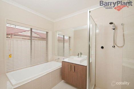 Property photo of 32 Moorgate Street Point Cook VIC 3030