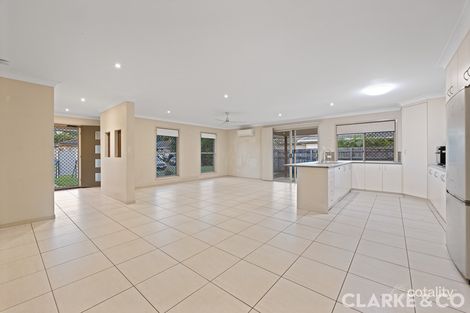 Property photo of 5 Crumpton Place Beerwah QLD 4519