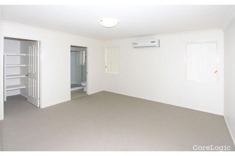 Property photo of 11 Adeline Close Durack QLD 4077