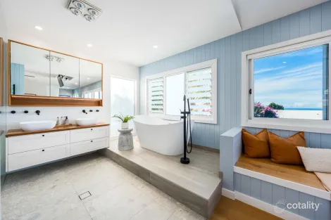 Property photo of 19 Seaview Terrace Thirroul NSW 2515