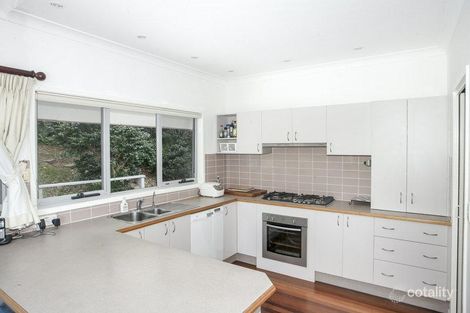 Property photo of 51 Dolphin Crescent Avalon Beach NSW 2107