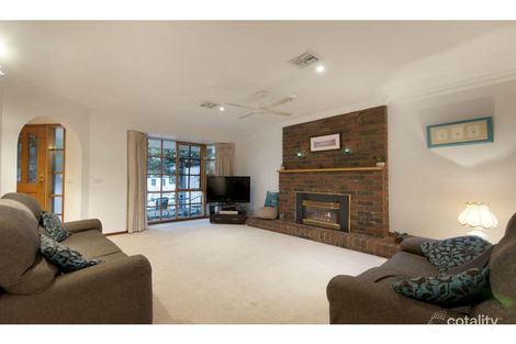 Property photo of 2 Eucalypt Court Langwarrin VIC 3910