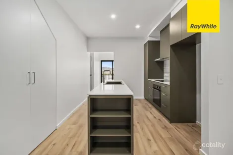 Property photo of 22/6 Inge King Crescent Whitlam ACT 2611