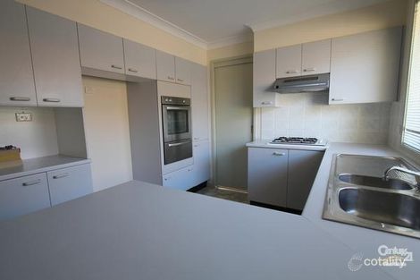 Property photo of 18 Acola Court Wattle Grove NSW 2173