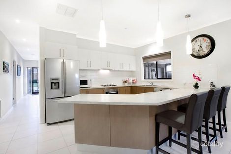 Property photo of 10 Kylemore Drive South Morang VIC 3752