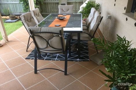 Property photo of 18 Clovelly Place Sandstone Point QLD 4511