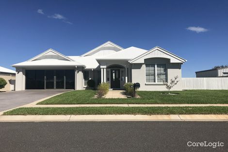 Property photo of 16 Randwick Road Emerald QLD 4720