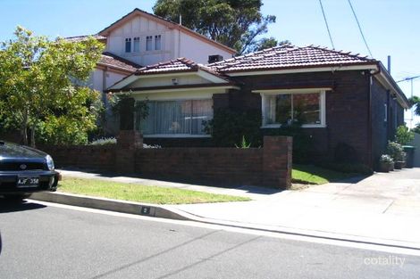 Property photo of 2 Hood Avenue Rodd Point NSW 2046