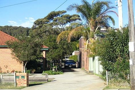 976 The Entrance Rd, Forresters Beach, NSW 2260