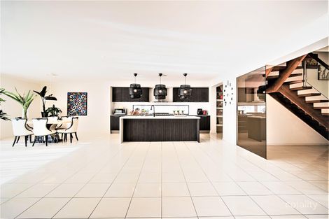 Property photo of 118 Pitt Road North Curl Curl NSW 2099