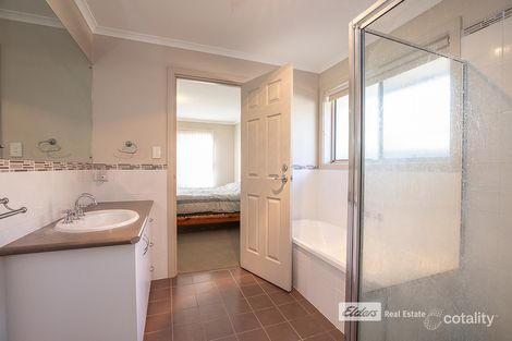 Property photo of 3 Acacia Court Naracoorte SA 5271