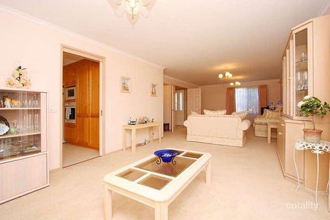 Property photo of 16 Incana Drive Mill Park VIC 3082