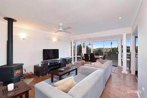 Property photo of 26 Coreen Drive Wamberal NSW 2260