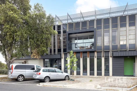 Property photo of 208/133 Railway Place Williamstown VIC 3016