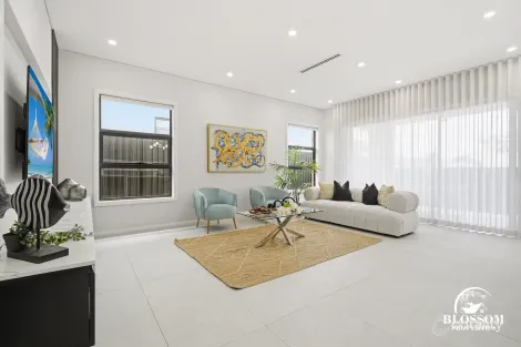 Property photo of 52 Centaurus Way Box Hill NSW 2765