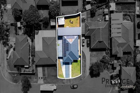 Property photo of 6 Hawk Close Green Valley NSW 2168