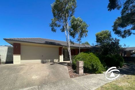 9 Ben Hall St, Cranbourne East, VIC 3977