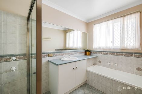 Property photo of 10 Bouganvillea Drive Middle Ridge QLD 4350