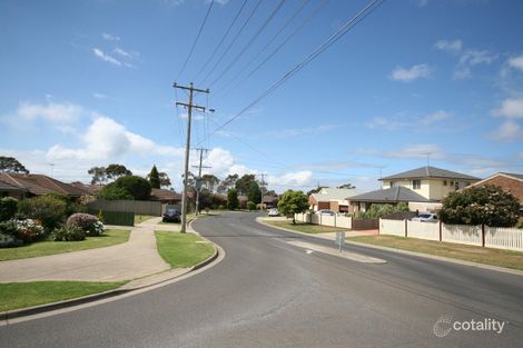 37 Nanworen Cres, Bell Park, VIC 3215