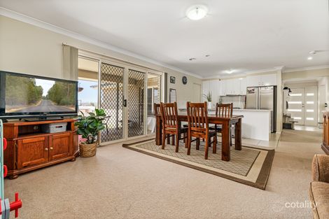 Property photo of 16 Lombardy Way Orange NSW 2800