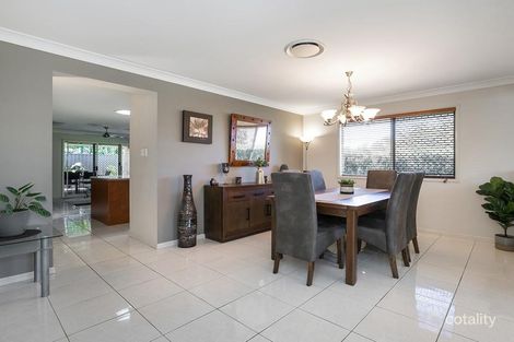 Property photo of 10 Gippsland Circuit Forest Lake QLD 4078