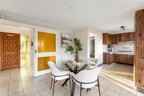 Property photo of 1 Britten Court Bundoora VIC 3083