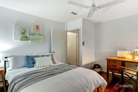 Property photo of 27 Sommerville Crescent Whitfield QLD 4870