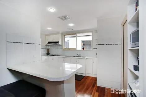 Property photo of 26 Therese Avenue Mount Waverley VIC 3149