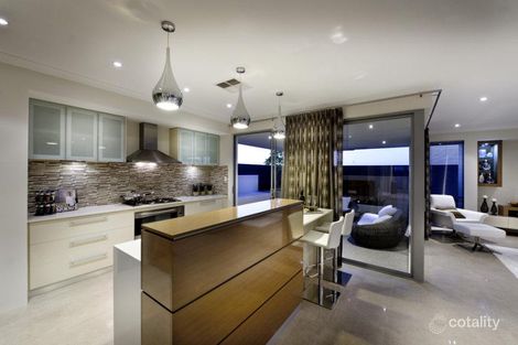 2/21 Jillian St, Riverton, WA 6148