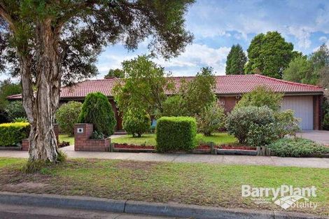 163 Outlook Dr, Dandenong North, VIC 3175