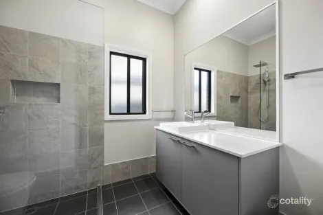 Property photo of 14 Heber Close Cobbitty NSW 2570