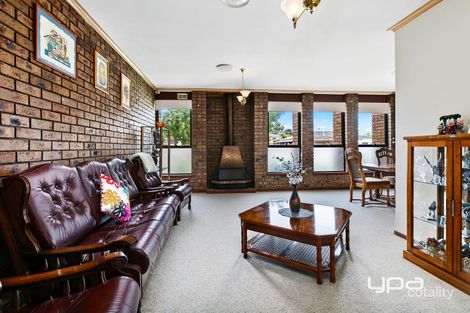 Property photo of 1 Lahy Street St Albans VIC 3021