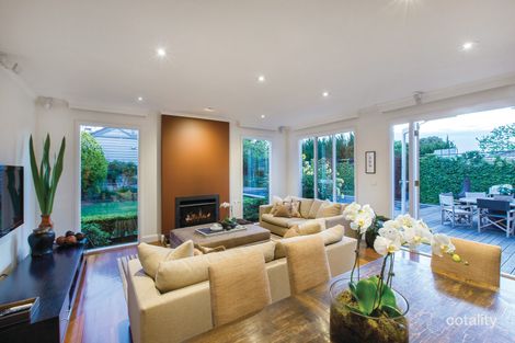 Property photo of 26 Gardiner Parade Glen Iris VIC 3146