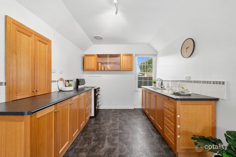115 Crompton St, Soldiers Hill, VIC 3350