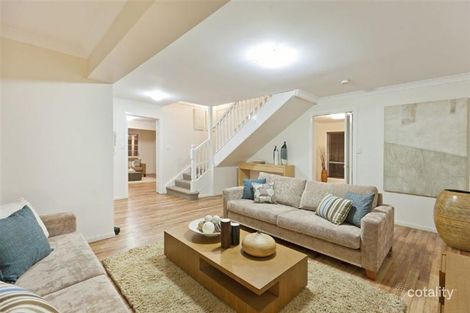 Property photo of 2 Gon Chee Court Carindale QLD 4152